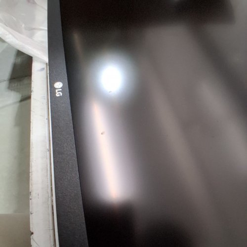 LG UHD 4K HDR MONITOR -31.5" - BLACK (MODEL: 32UR500) image 13
