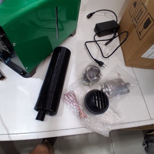 PORTABLE ALL-IN-ONE DIESEL AIR HEATER WITH REMOTE CONTROL - GREEN image 4