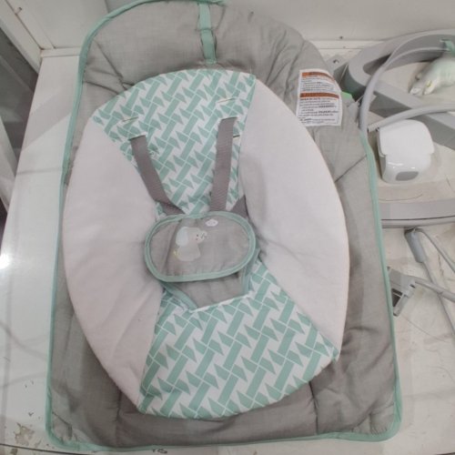 INGENUITY 3-IN-1 KEEP COZY GROW WITH ME VIBRATING BABY BOUNCER, ROCKER & CHAIR - 40LBS CAPACITY - WEAVER THEME GREY/WHITE/GREEN (MODEL: ‎12428) image 4