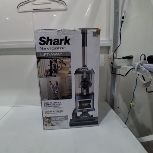 SHARK NAVIGATOR LIFT-AWAY UPRIGHT & LIGHTWEIGHT VACUUM CLEANER - BLUE JEAN (MODEL: NV380C) image 5
