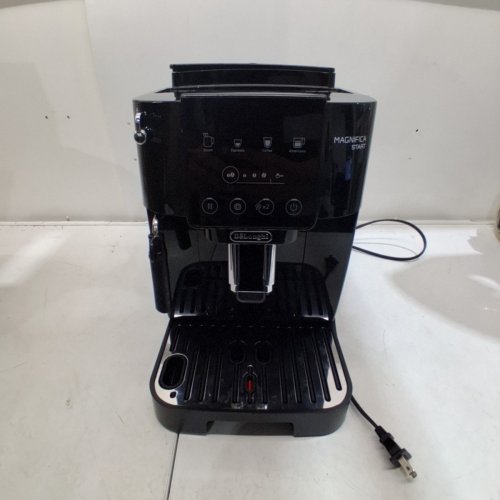 DELONGHI MAGNIFICA START ALL-IN-ONE HOT/COLD COFFEE & ESPRESSO MAKER WITH BUILT-IN MILK FROTHER - BLACK (MODEL: ECAM22022B) image 3