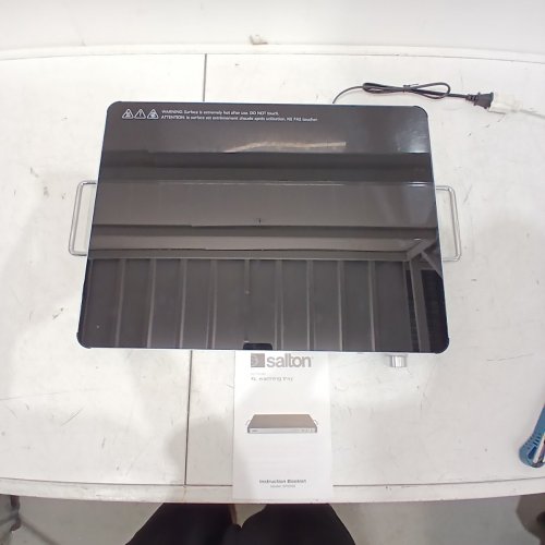 SALTON HOTRAY XL WARMING TRAY WITH TEMPERED GLASS - 400W 21" X 16" - BLACK - (MODEL: 2123123 / WT2148) image 3
