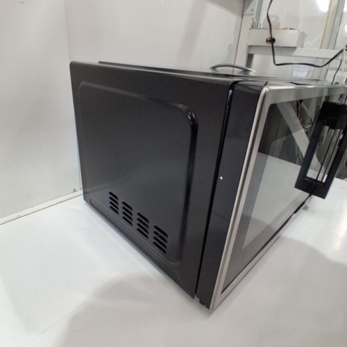 CHEFMAN COUNTERTOP MICROWAVE OVEN - 31 L (1.1 CU. FT) -STAINLESS STEEL (MODEL: RJ55-SS-11-CK-CA) image 4