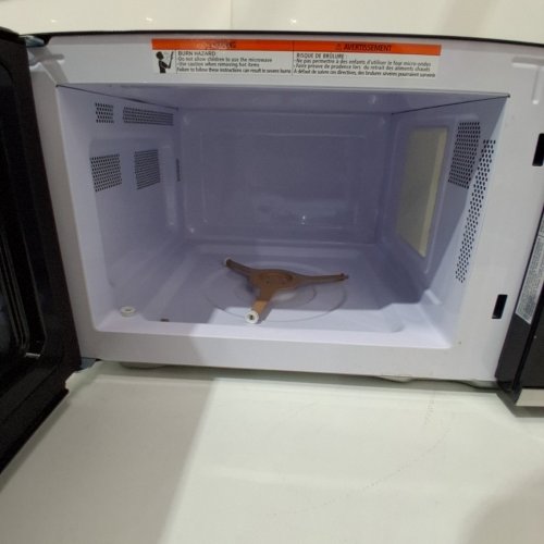 CHEFMAN COUNTERTOP MICROWAVE OVEN - 31 L (1.1 CU. FT) -STAINLESS STEEL (MODEL: RJ55-SS-11-CK-CA) image 8