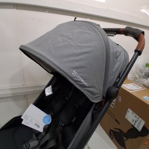 UPPABABY MINU V3 LIGHTWEIGHT FOLDABLE STROLLER - GREYSON (MODEL: ‎0803-MIN-NA-GRY) image 5