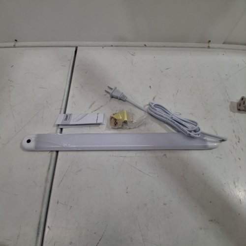 MYPLUS UNDER CABINET LIGHTS WITH HAND WAVE ACTIVATION- 16" -WHITE (MODEL:GG201) image 3