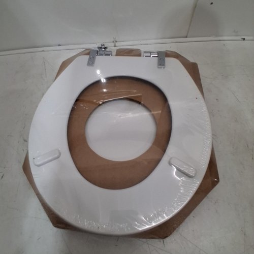 MAYFAIR BY BEMIS ROUND SOFT CLOSE BENTON TOILET SEAT WITH CHROME HINGES - WHITE/CHROME (MODEL:826CHSL) image 3