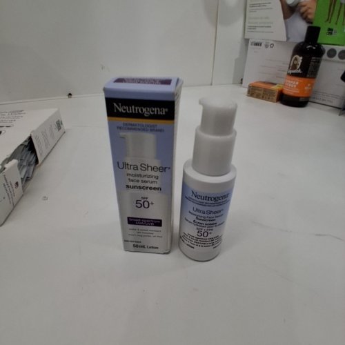 NEUTROGENA ULTRA SHEER MOISTURIZING FACE SERUM SUNSCREEN SPF 50+ - 50ML image 2