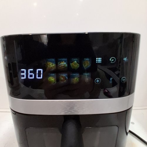 BLUEBOW 8-IN-1 AIR FRYER WITH TOUCHSCREEN, VIEWING WINDOW, COOKING PRESETS - 6QT - 1350W - BLACK/SILVER image 2