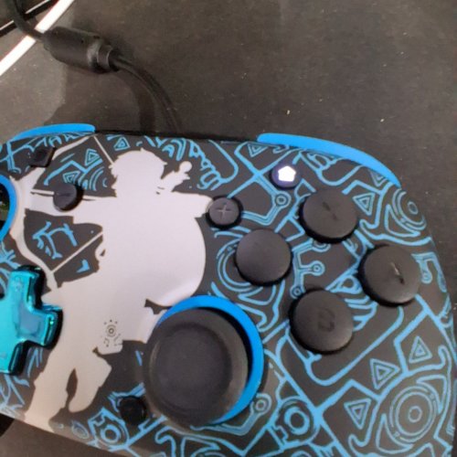 2PC PDP WIRED NINTENDO SWITCH ZELDA CONTROLLER AND CARRYING CASE - BLUE image 2