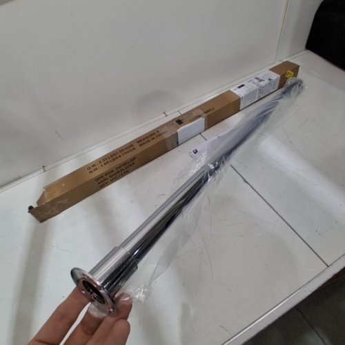 AMAZON BASICS ADJUSTABLE LENGTH CLOTHES HANGING ROD -48'' (MODEL: 35PSELQP) image 2