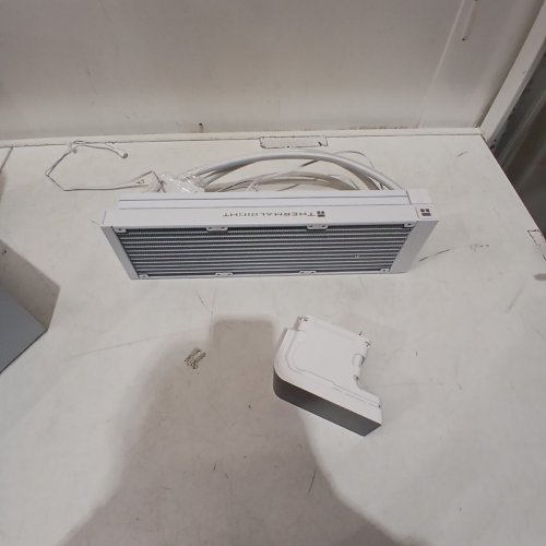 THERMALRIGHT WONDER VISION 360 UB ARGB WHITE CPU WATER COOLER WITH 6.6" CURVED SCREEN WITH 2400 X 1080 RESOLUTION - WHITE (MODEL: WONDER VISION 360 UB ARGB WHITE) image 2