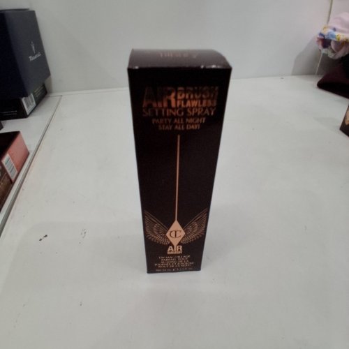 CHARLOTTE TILBURY AIRBRUSH FLAWLESS SETTING SPRAY- 34 ML image 4