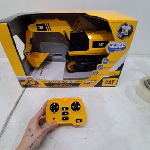 CAT MASSIVE MOVER REMOTE CONTROL RC STEEL EXCAVATOR - BLACK/YELLOW (MODEL: 1851476) image 2