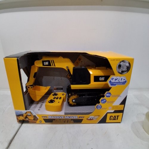 CAT MASSIVE MOVER REMOTE CONTROL RC STEEL EXCAVATOR - BLACK/YELLOW (MODEL: 1851476) image 3