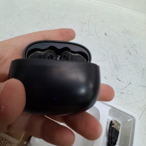 Q1 CYXG WIRELESS BLUETOOTH HEADPHONES WITH MICROPHONE - BLACK (MODEL: Q1) image 2