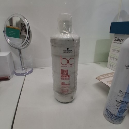 SCHWARZKOPF PROFESSIONAL BONACURE REPAIR RESCUE SHAMPOO FOR DAMAGED HAIR - 1L image 3