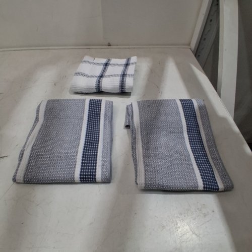 3PK KITCHEN WORKS WAFFLE WEAVE KITCHEN TOWELS - 22" X 32" -BLUE/WHITE (MODEL: 7700200) image 4