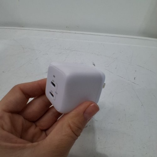 ONN FAST CHARGING USB-C COMPACT WALL CHARGER - 40W - WHITE (MODEL:ONA26WI013C) image 2