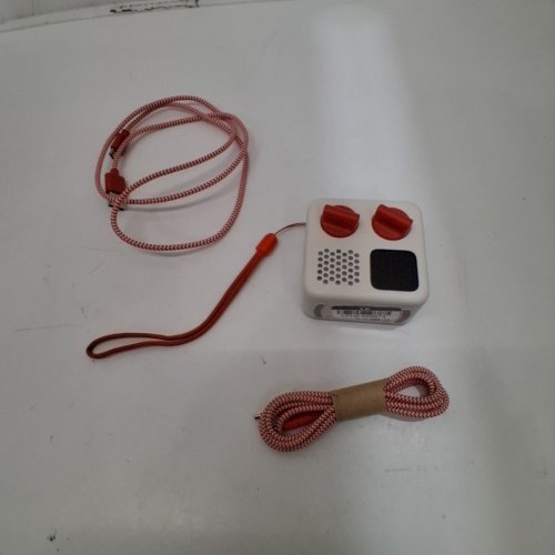 YOTO MINI ALL-IN-1 BLUETOOTH AUDIO PLAYER, PLAYS STORIES, MUSIC, PODCAST & RADIO - WHITE/ORANGE (MODEL: YM002) image 3