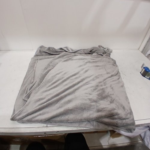 HOME TRENDS TEXTURED LUXURY PLUSH BLANKET - KING - GREY image 4