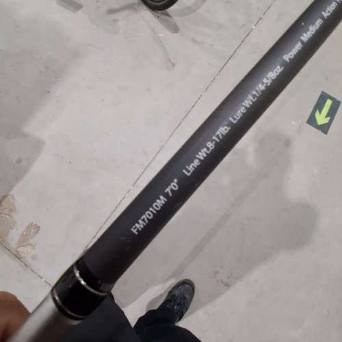 BPS FORMULA MEDIUM ACTION FISHING ROD AND BAITCAST REEL COMBO - 7FT; LINE WT 8-17 LBS; LURE WT 1/4-5/8 OZ - BLACK AND GRAY (MODEL: FM7010M) image 2