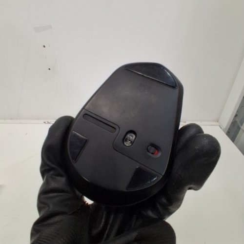 LOGITECH TRIATHLON M720 WIRELESS BLUETOOTH COMPUTER MOUSE WITH UNIFYING RECEIVER - BLACK (MODEL: M-R0062 / 910-006036) image 4
