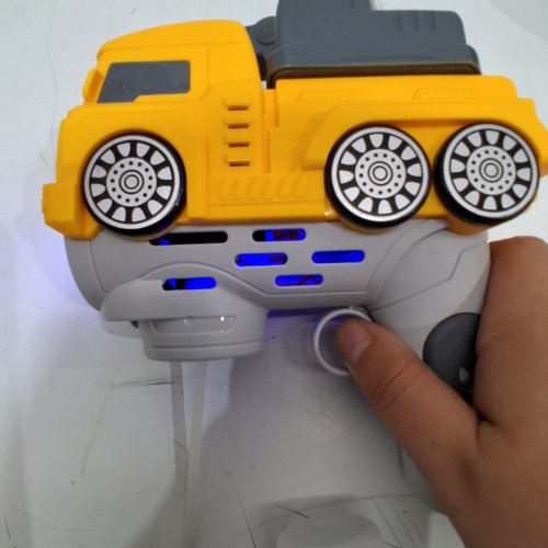 LIGHT-UP BUBBLE GUN EXCAVATOR TOY - YELLOW image 2