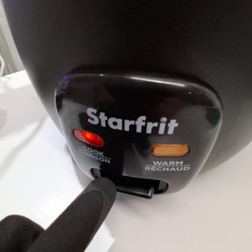 STARFRIT ELECTRIC RICE COOKER - 20 CUP - BLACK (MODEL: 024738) image 2