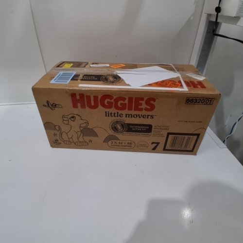 88PK HUGGIES LITTLE MOVERS BABY DIAPERS - SIZE 7 - DISNEY LION KING image 3