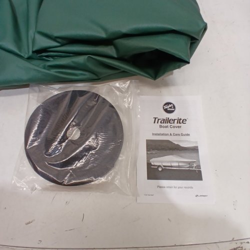TAYLOR MADE TRAILERITE BOAT COVER - for 15ft 10" - 16ft 10" x 82" v-hull fishing boat - GREEN image 3