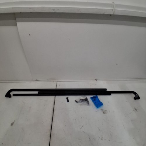 UMBRA TWILIGHT DOUBLE WRAP AROUND BLACKOUT CURTAIN ROD - 66" - 144" - BLACK image 2