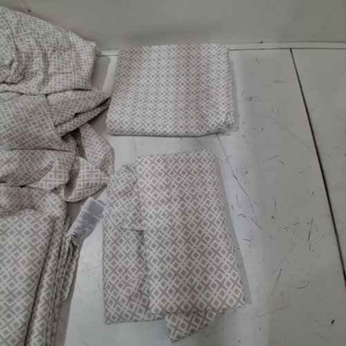 4PC JP FERNANDES PORTUGUESE SOFT FLANNEL SHEET SET - QUEEN - BEIGE/WHITE (MODEL: 2906662) image 4