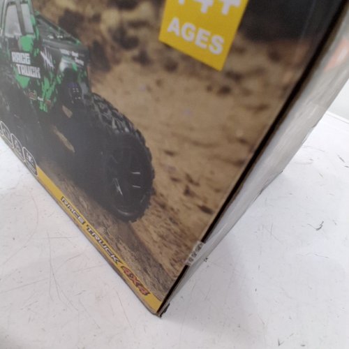 HAIBOXING 1:18 REMOTE CONTROL CAR 4X4 "RACE TRUCK" - 36KM/H TOP SPEED - BLACK/GREEN - (MODEL: 18859) image 3
