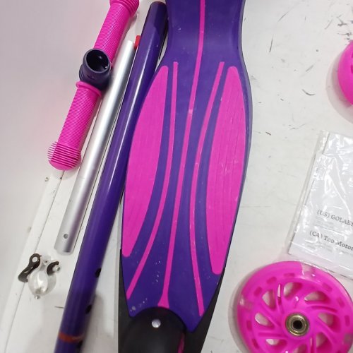 GOTRAX KIDS KICK SCOOTER WITH LED LIGHTED WHEELS AND 3 ADJUSTABLE HEIGHT HANDLEBARS FOR 3+ YREAL OLD KIDS - 100LBS - PURPLE (MODEL: KS1) image 3