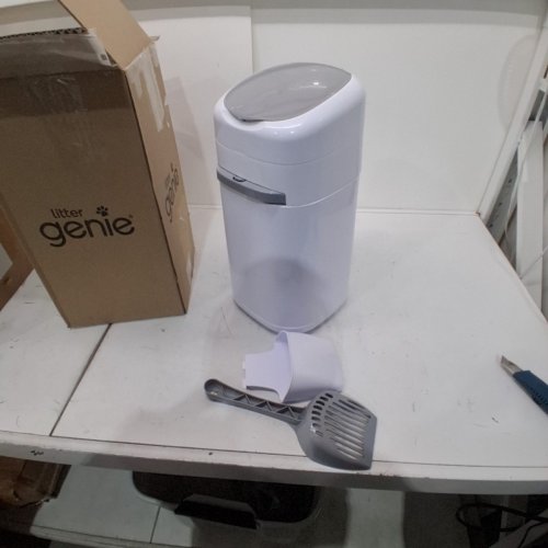 LITTER GENIE PAIL STYLE CAT LITTER WASTE DISPOSAL SYSTEM - WHITE/GREY (MODEL: 00666594210890) image 2