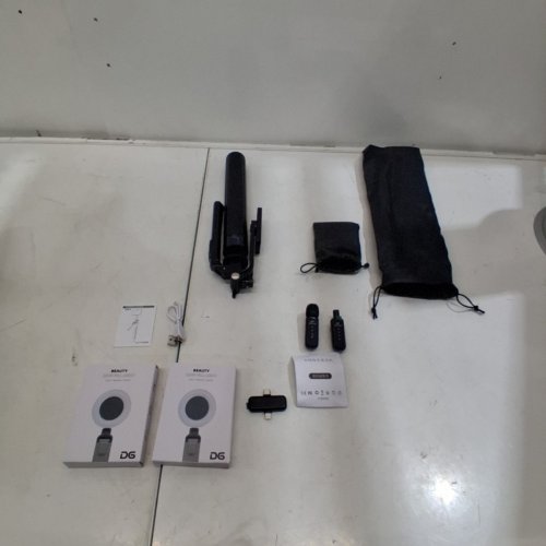 CONTENT CREATOR VLOGGING TRAVEL TRIPOD AND SELFIE STICK - 70" - BLACK (MODEL: KH180D) image 3