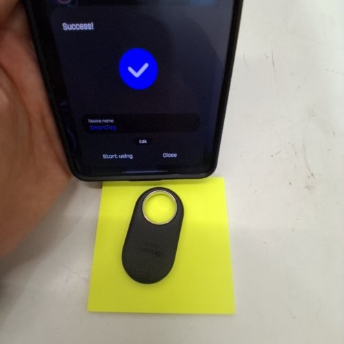 SAMSUNG GALAXY SMARTTAG2 BLUETOOTH + UWB, IP67 WATER AND DUST RESISTANT, FINDABLE VIA APP - BLACK (MODEL: EI-T5600) image 2