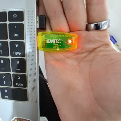 3PK EMTEC NEON USB FLASH DRIVES - 16GB USB EACH - ASSORTED (MODEL: C410) image 2