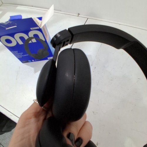 ONN. WIRELESS ON-EAR HEADPHONES - BLACK (ITEM: 2603B) image 4