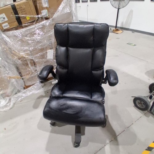 EXECTUTIVE FAUX LETHER OFFICE CHAIR - BLACK image 2