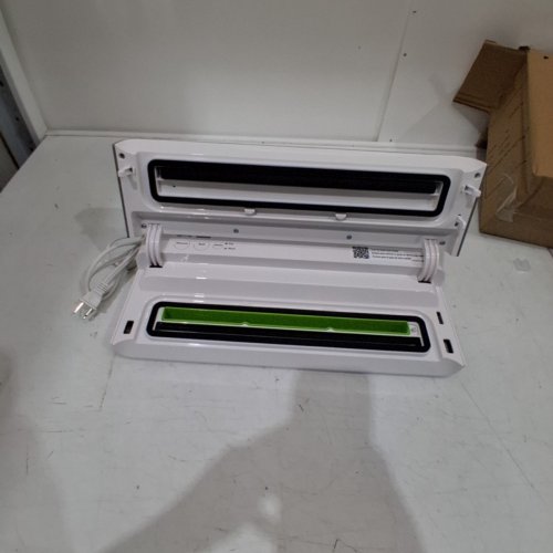 FOODSAVER 2-IN-1 FOOD PRESERVATION SYSTEM - WHITE (MODEL: VS0160) image 3