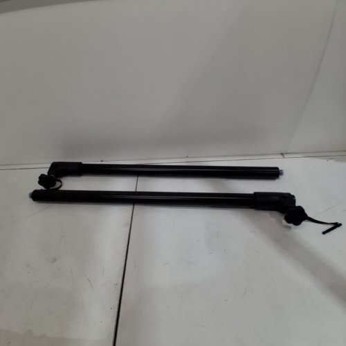 2PK SOUND TOWN SUBWOOFER SPEAKER POLES WITH ADJUSTABLE HEIGHT AND M20 THREAD - 35-54" - BLACK (MODEL: STSDA-M54B) image 3