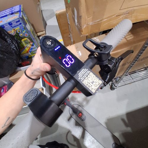 GYROCOPTERS SOONIC PORTABLE FOLDING ELECTRIC KICK SCOOTER, ADULT SIZE image 2