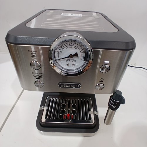 DELONGHI LINEA CLASSIC ESPRESSO MACHINE WITH MILK FROTHER - SILVER (MODEL: ‎EM450M) image 3