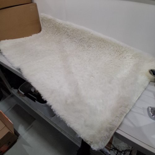 FAUX FUR RUG FLUFFY AREA RUG - 35" X 59.5" - WHITE image 2