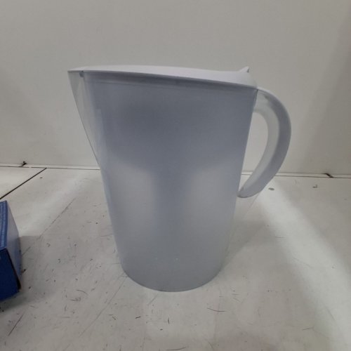 KIRKLAND SIGNATURE 10-CUP WATER FILTRATION PITCHER SYSTEM (MODEL: 1304047) image 2