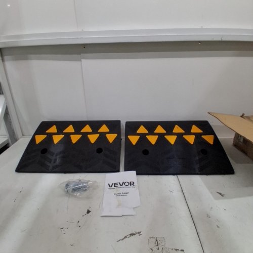 2PK VEVOR HEAVY DUTY RUBBER CURB RAMP 33069 LBS - 6" (MODEL: SJDLYPDGB2197XHMWV0) image 2