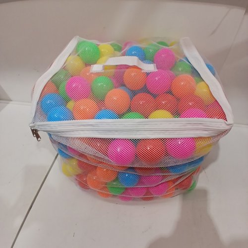 400PK AMAZON BASICS BPA FREE PLASTIC BALL PIT BALLS - 2.3" BALLS - 6 MULTICOLORS (MODEL: 76188) image 2