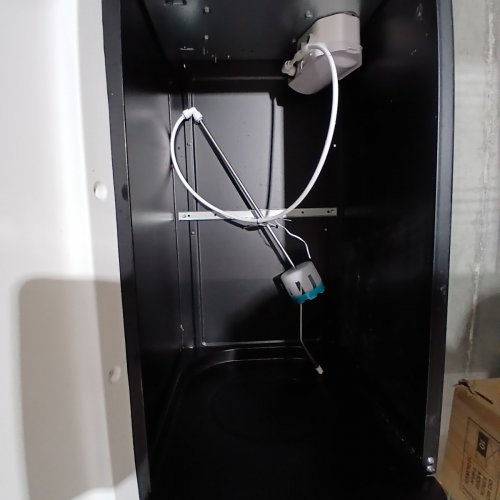 FRIGIDAIRE 3-IN-1 BOTTOM LOAD HOT/COLD WATER COOLER BUILT-IN BULLET ICE MAKER - 50 GAL - BLACK (MODEL: EFWC534-BLACK) image 9